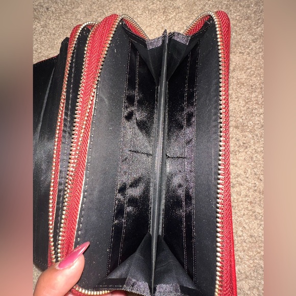 EUC-Unbranded wristlet wallet Burgundy - Picture 6 of 10